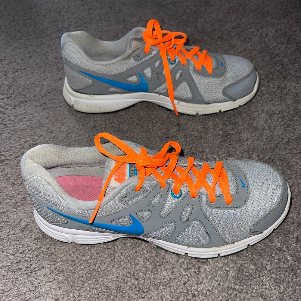 Nike Revolution 2 Running Shoes Sneakers - Picture 1 of 8